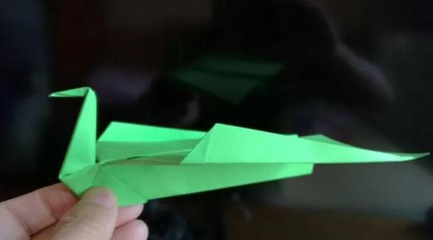 航空研學(xué)實(shí)踐教育：跟冠軍團(tuán)隊(duì)做世界水準(zhǔn)的專利紙飛機(jī)_匯景研學(xué)